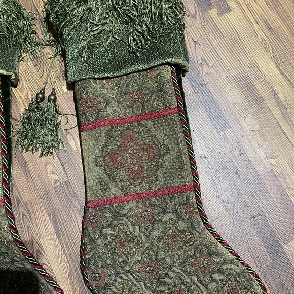 2 gorgeous Villa Bacci Christmas stockings - Picture 3 of 5
